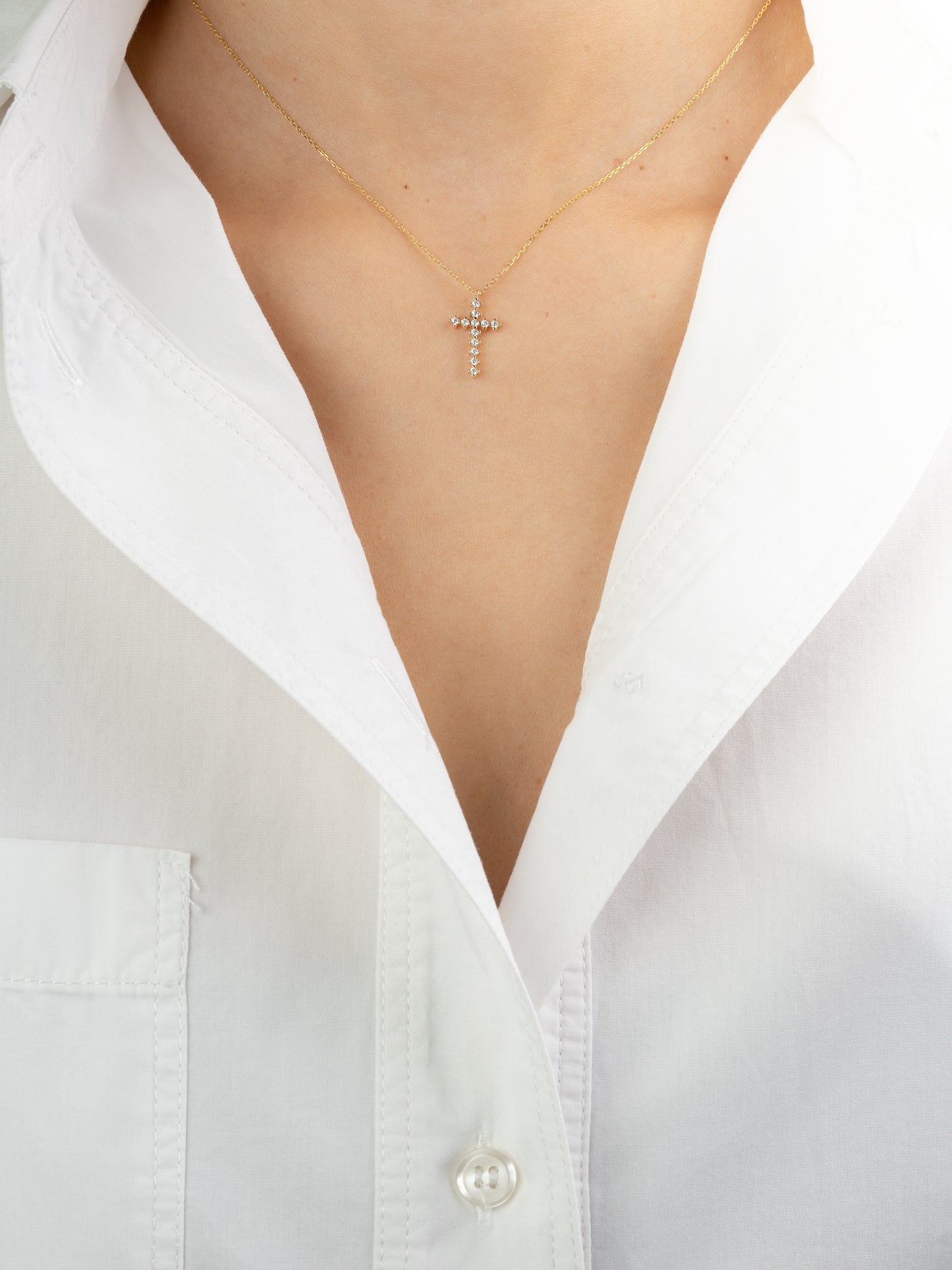 SOLID GOLD AELIA CROSS NECKLACE