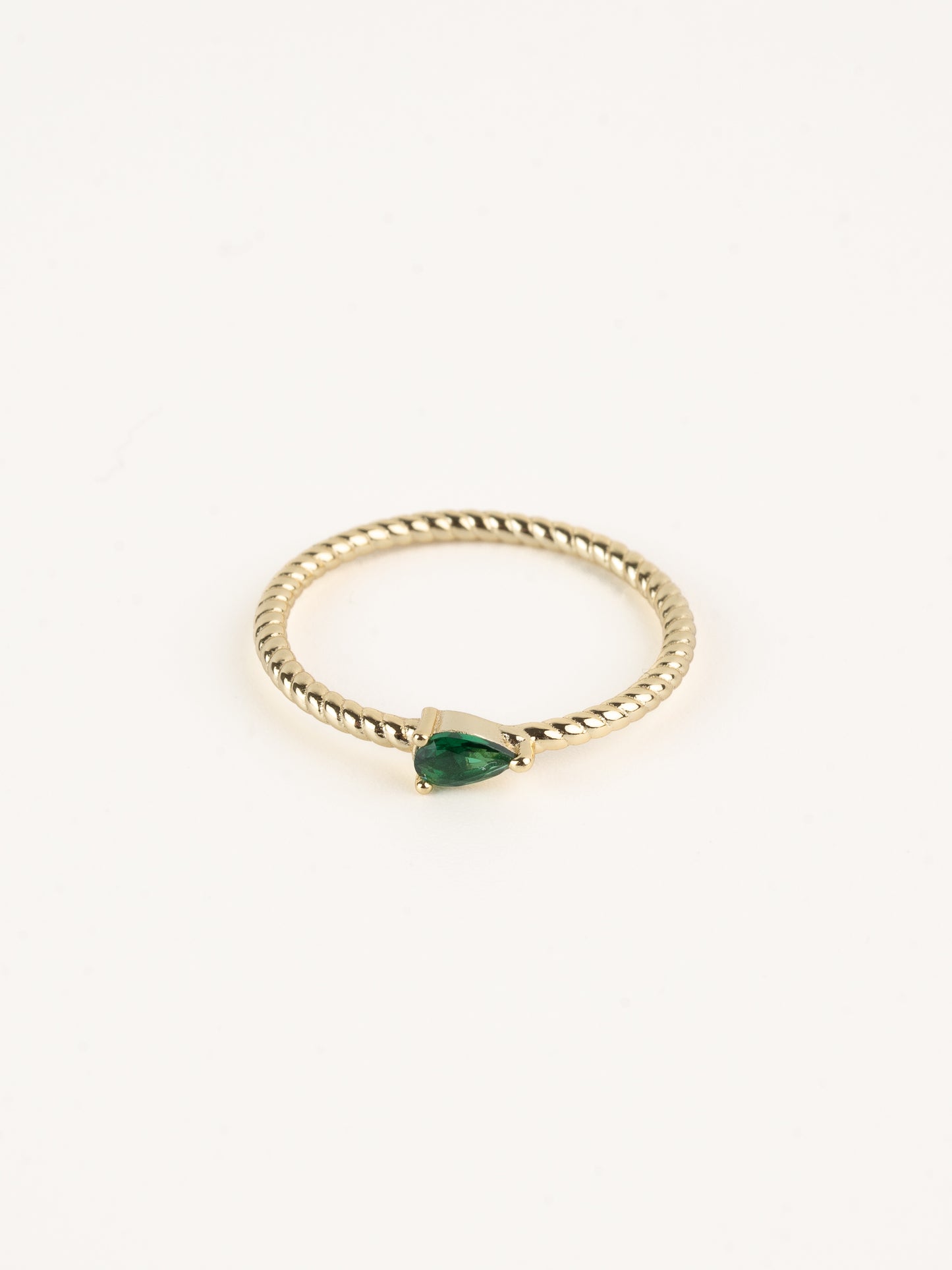 TWISTED EMERALD RING